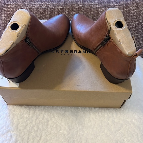 👢👢Lucky Brand Toffee Barillos👢👢NWT - Picture 8 of 16